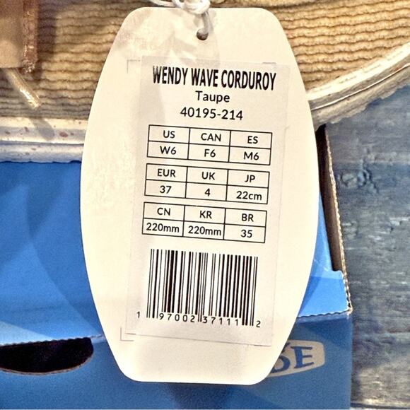 Hey Dude Loafers Shoes Womens Size 6 Wendy‎ Wave Corduroy Taupe Tan Comfy NEW - Picture 3 of 9